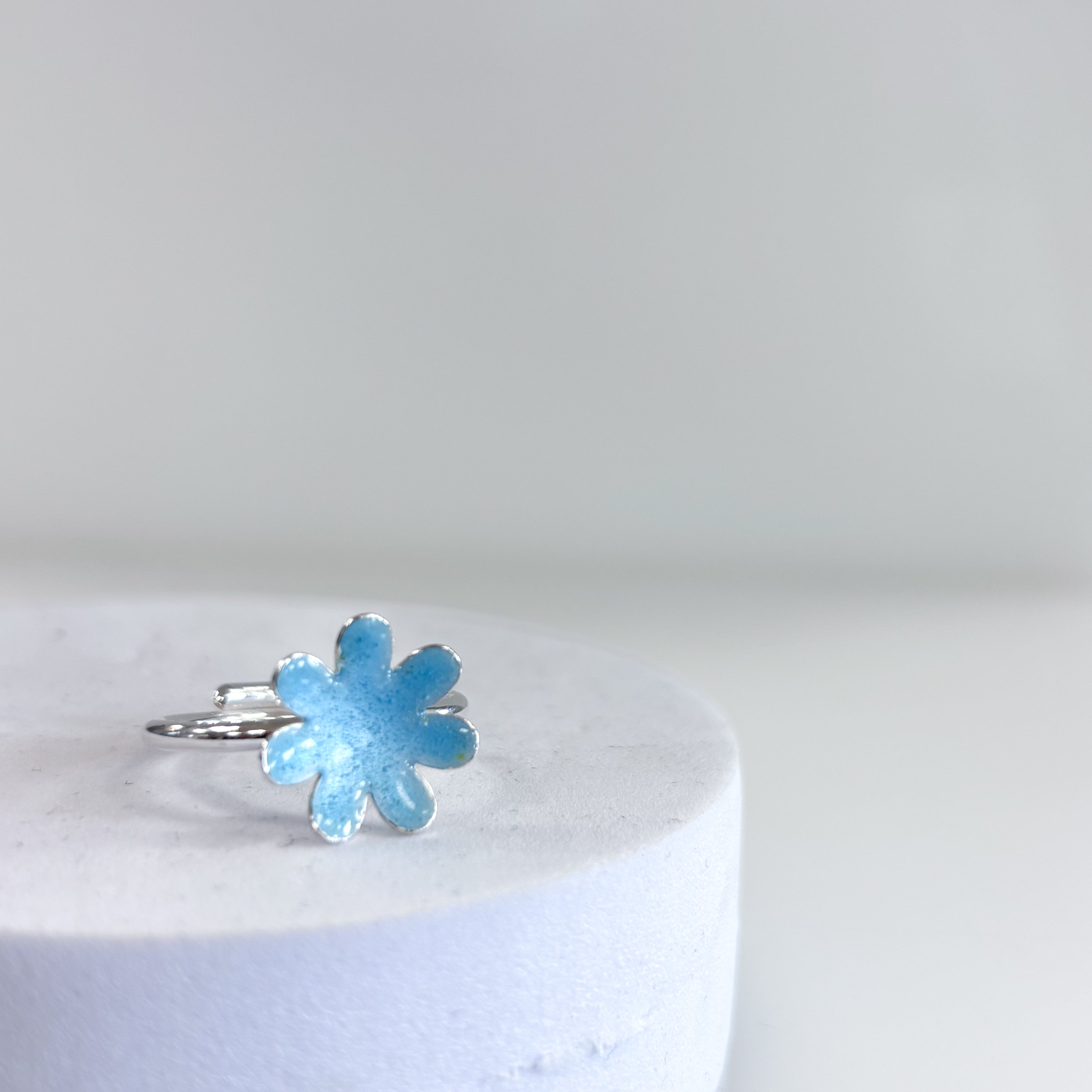Amanda medium ring