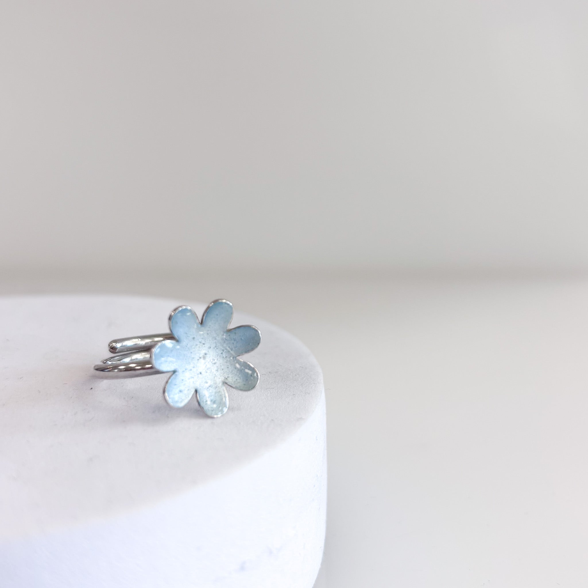 Amanda medium ring
