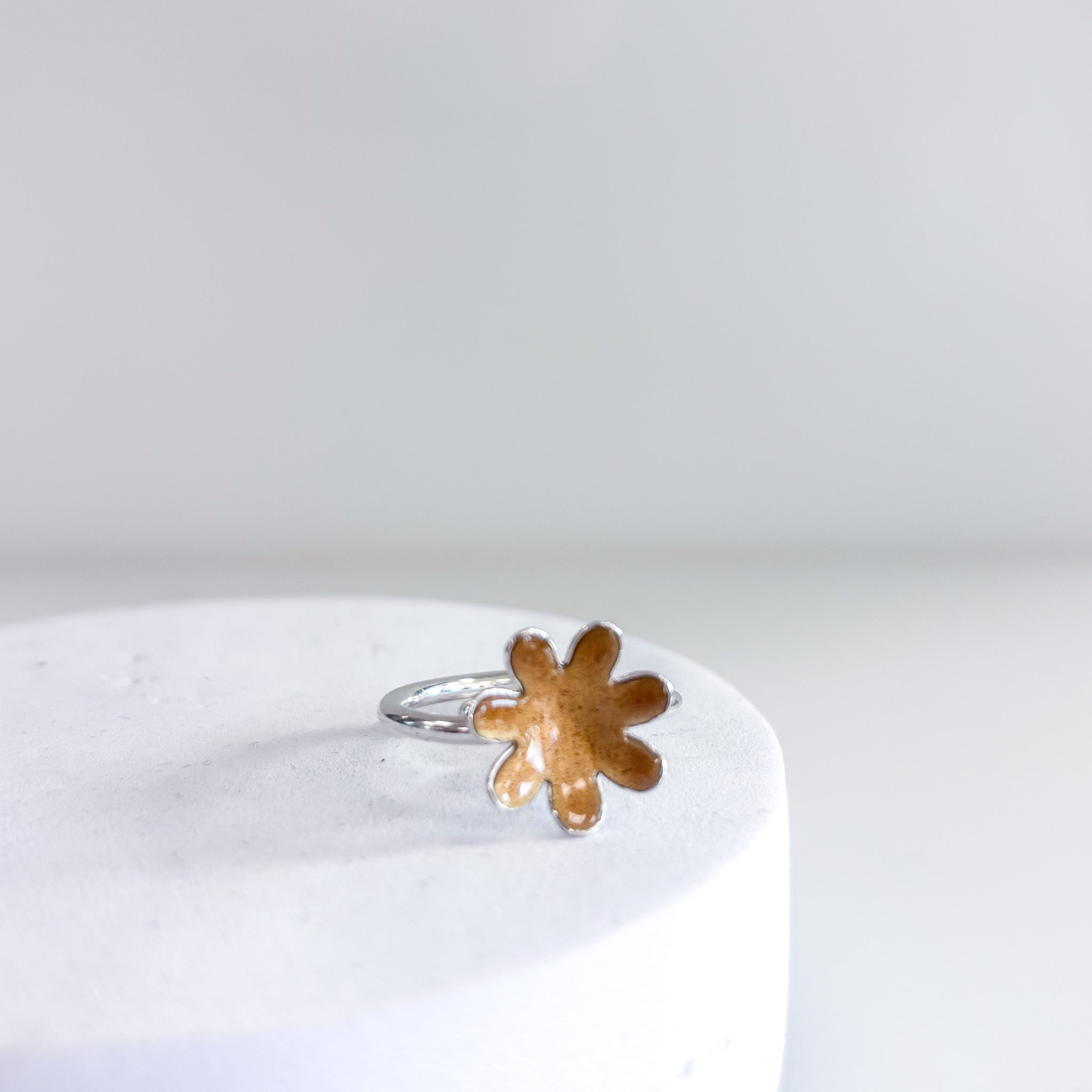 Amanda medium ring