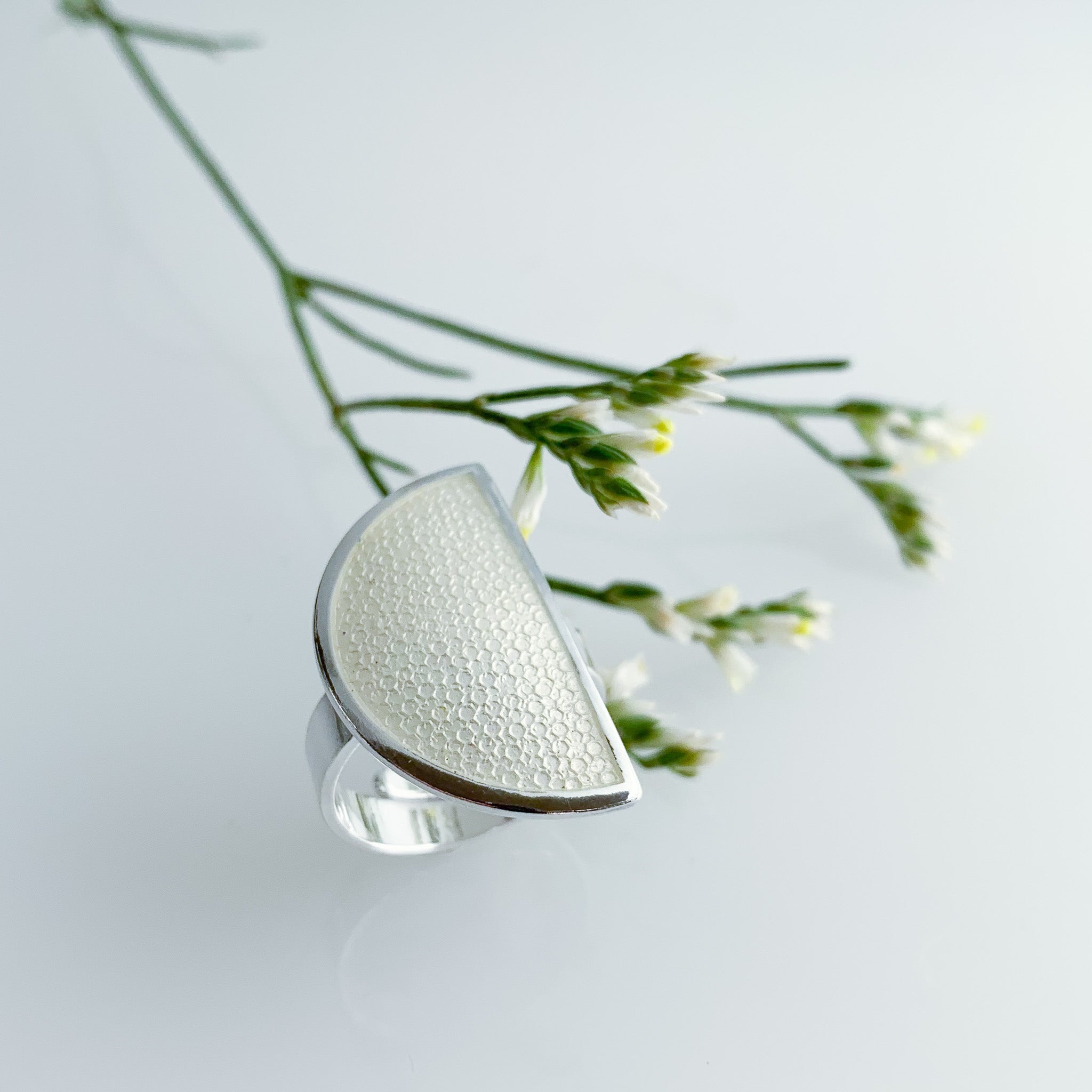 Ely medium ring