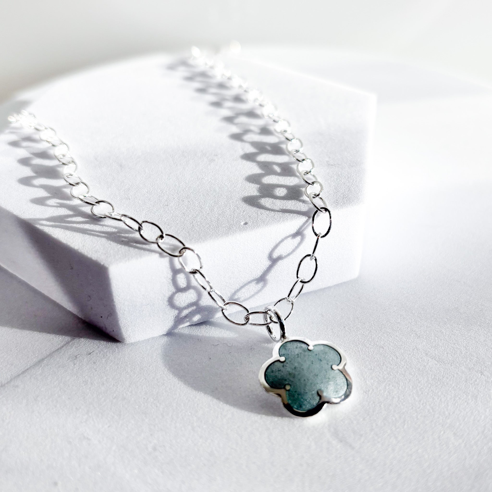 Mie armbånd med charm