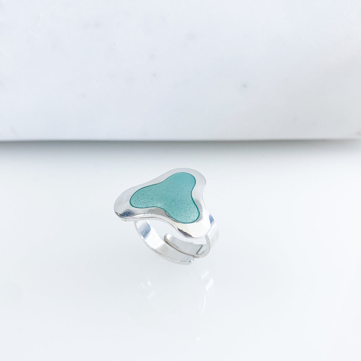 Una ring