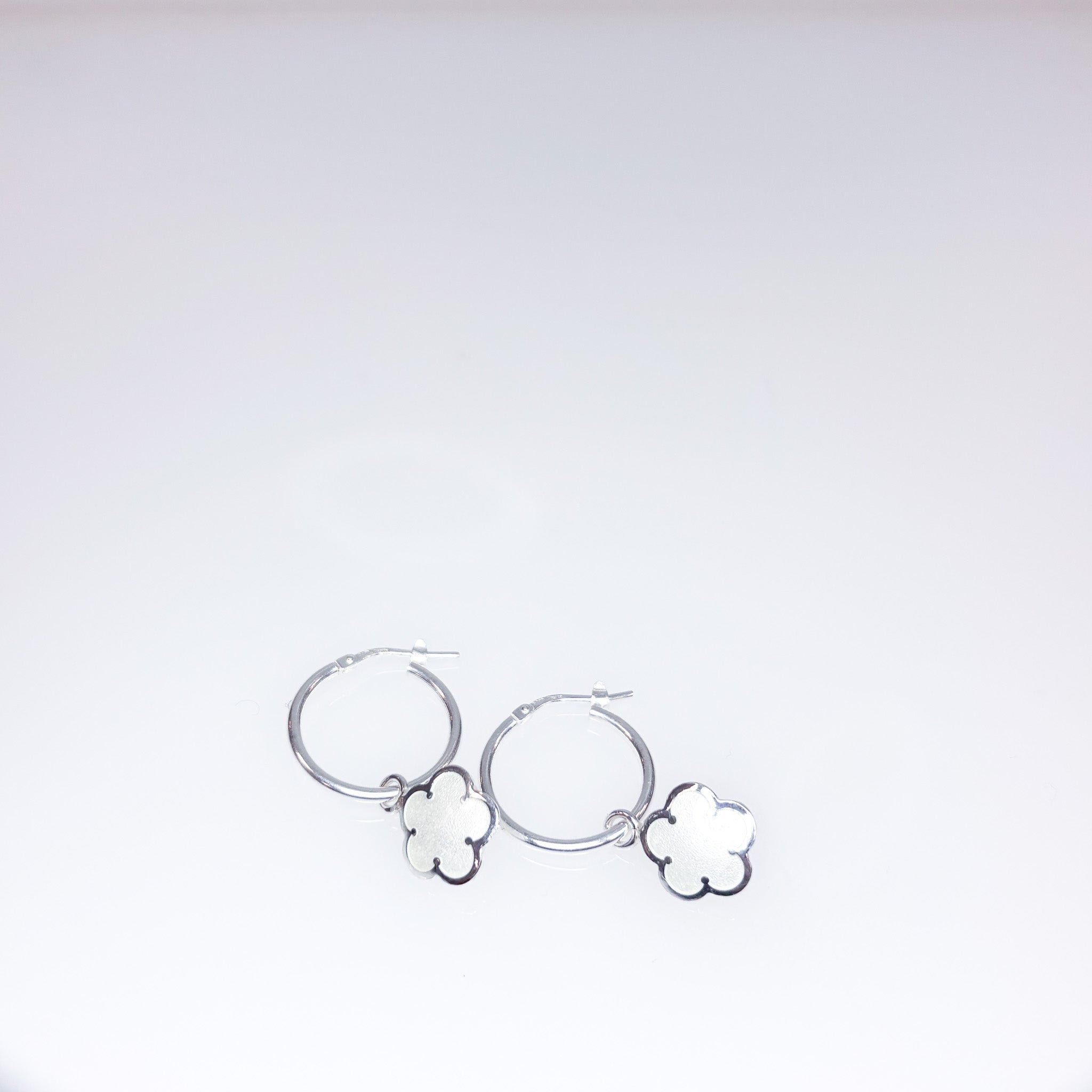 Mie liten ørepynt med creol