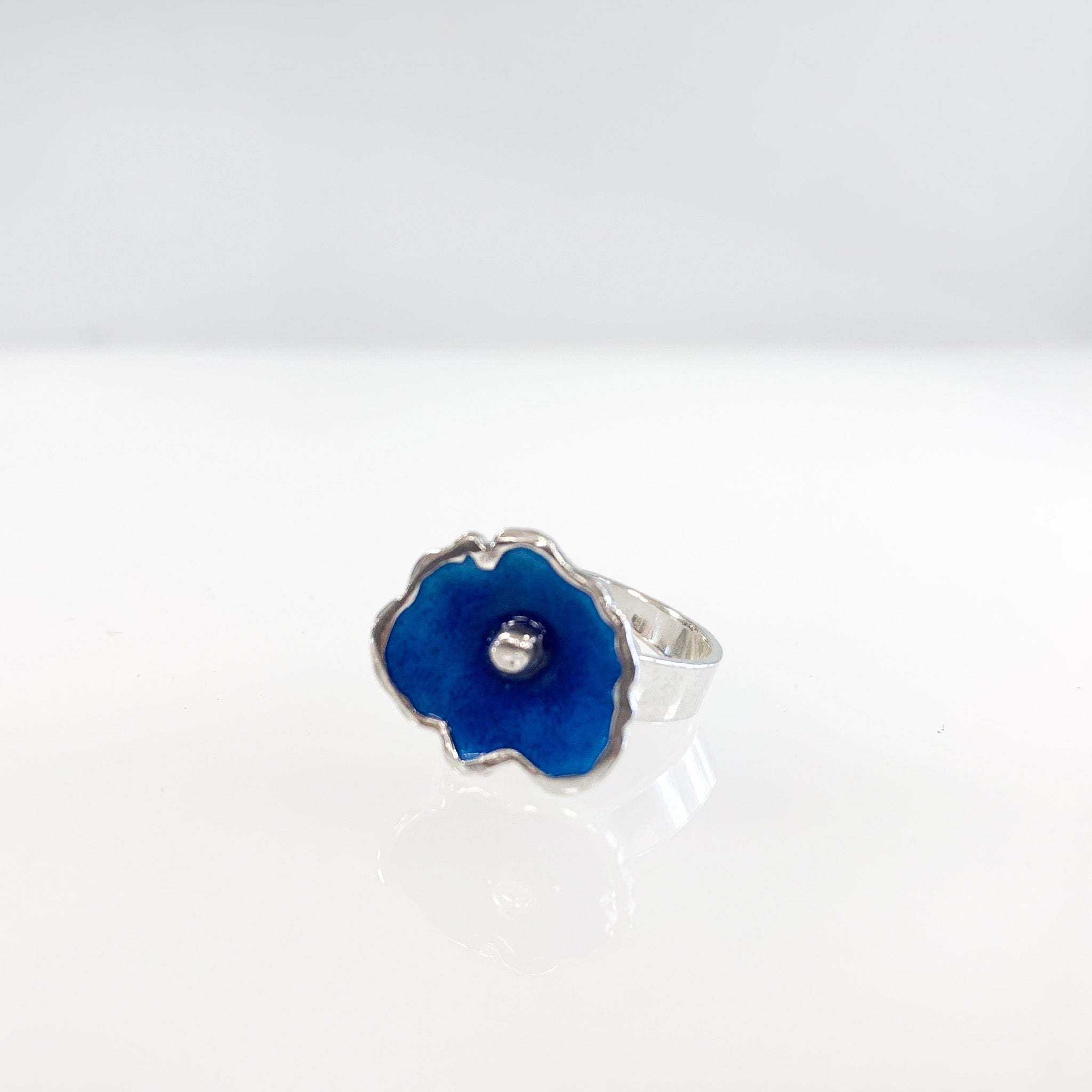 Ea Liten ring