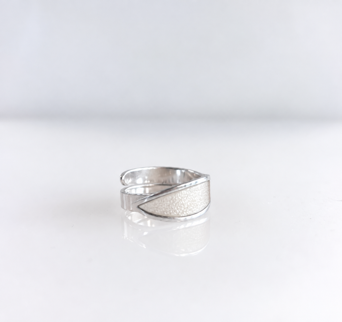 Flo ring